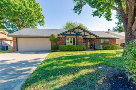 5532 Shady Meadow Street North Richland Hills TX 76180