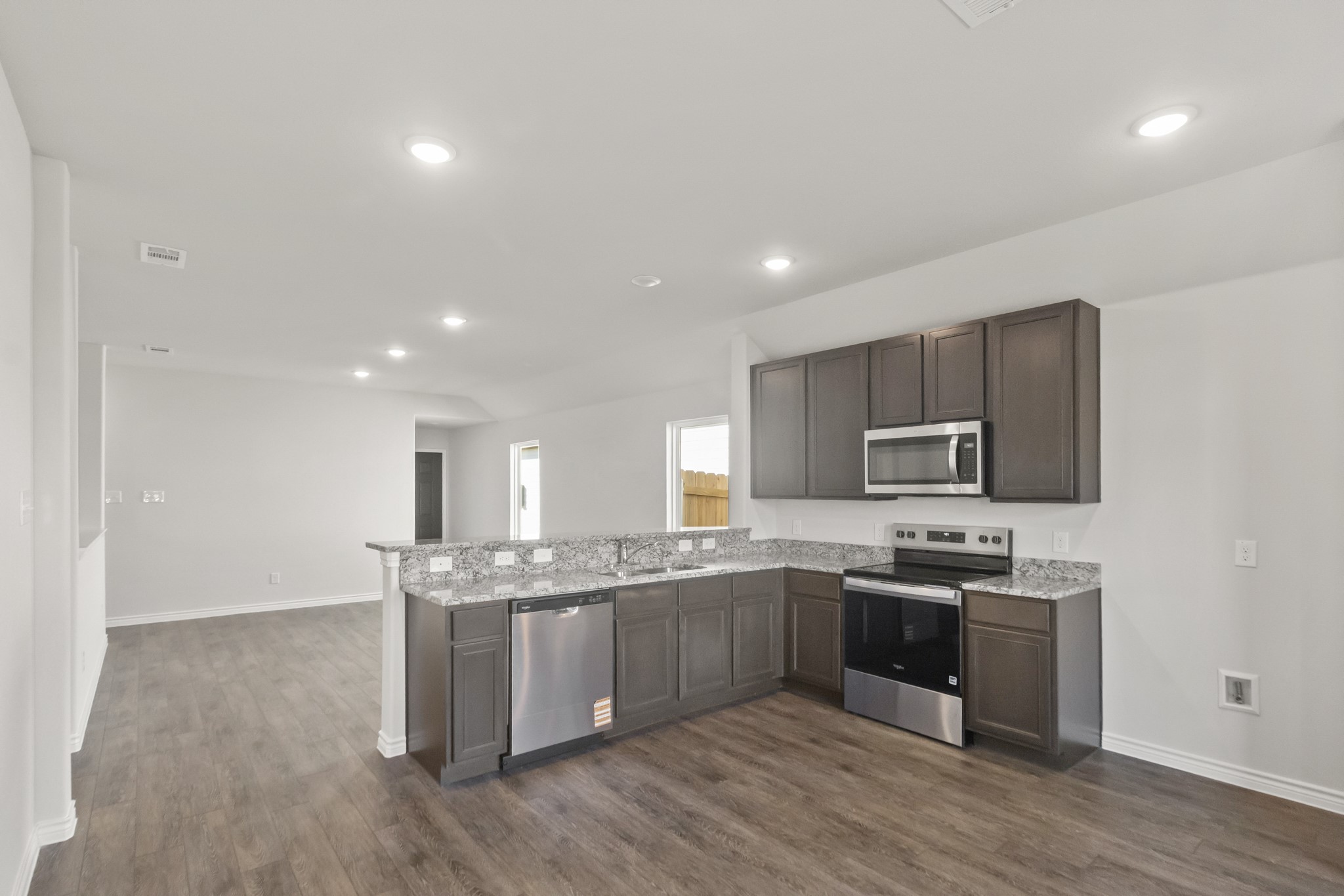 404 Woodhouse Way Everman TX 76140
