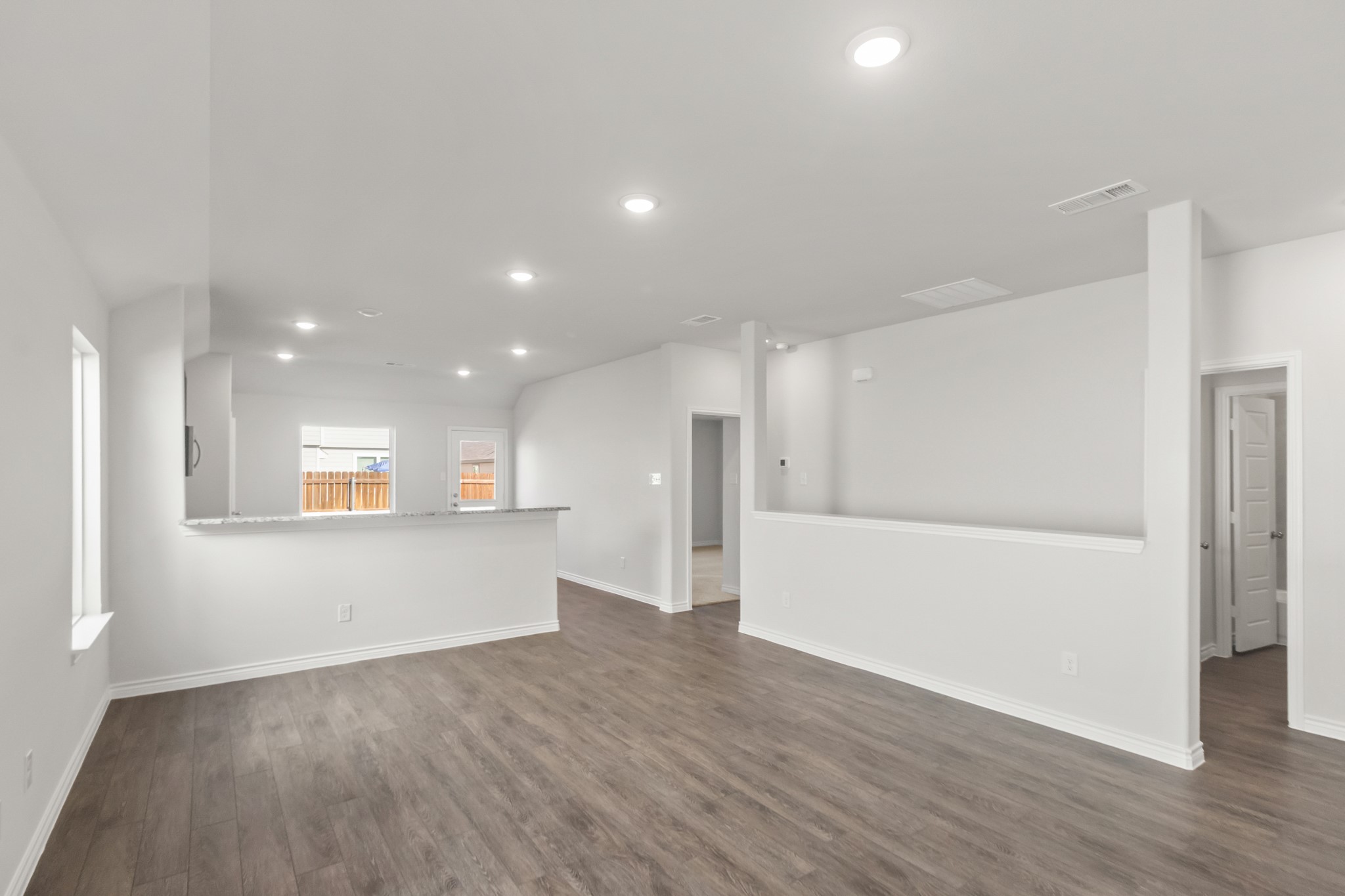404 Woodhouse Way Everman TX 76140