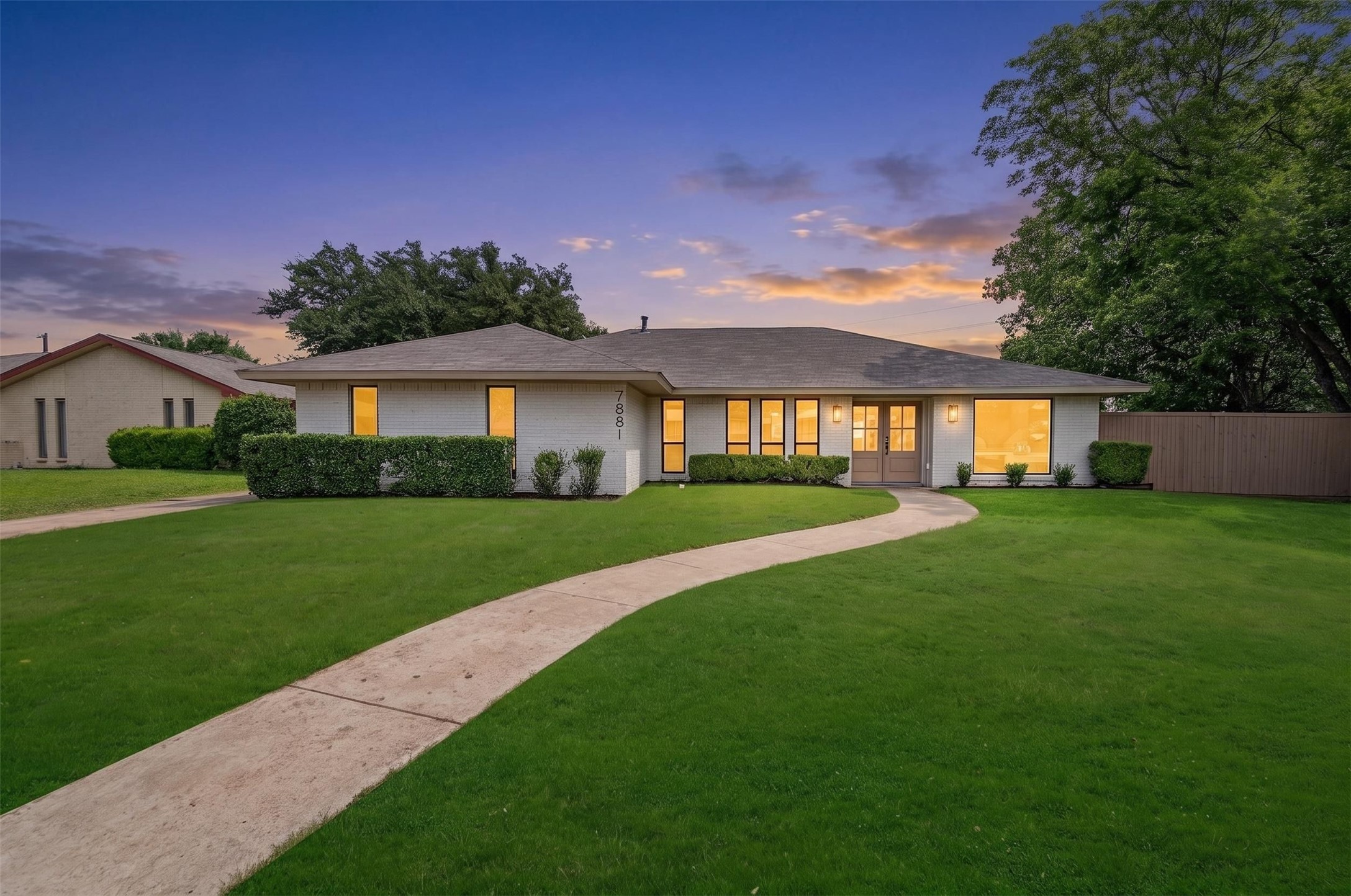 7881 La Cabeza Drive Dallas TX 75248