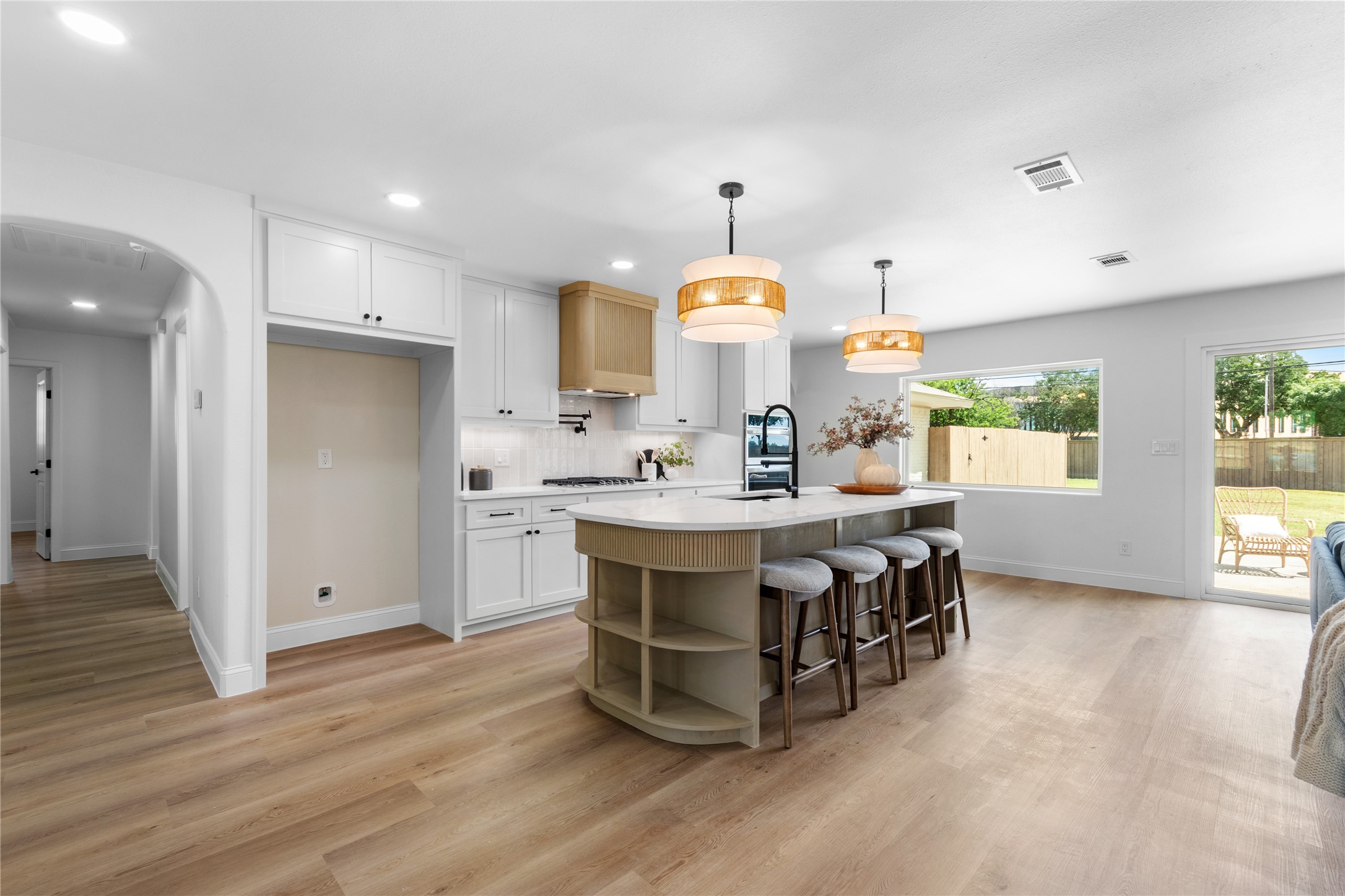 7881 La Cabeza Drive Dallas TX 75248