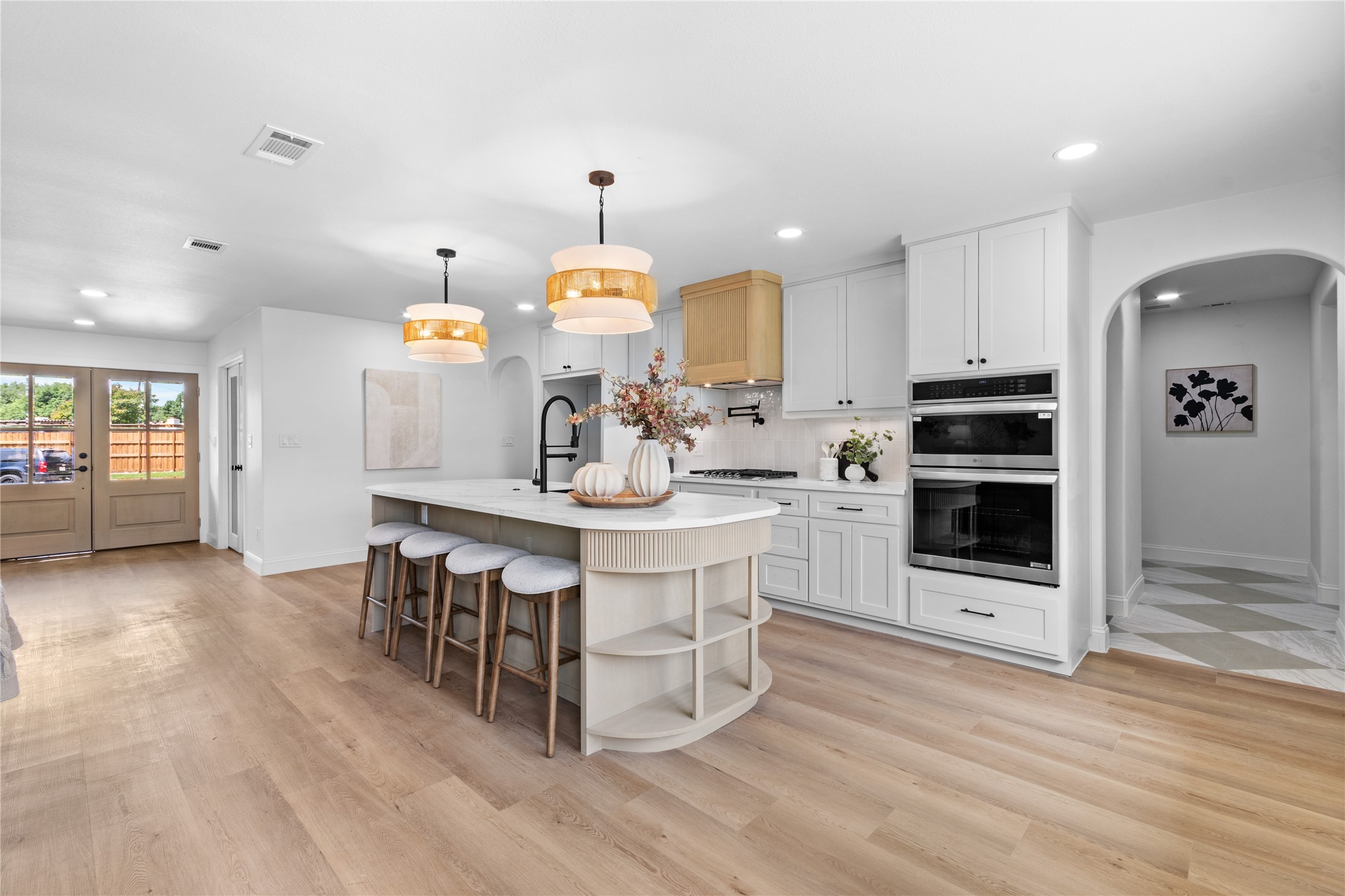 7881 La Cabeza Drive Dallas TX 75248