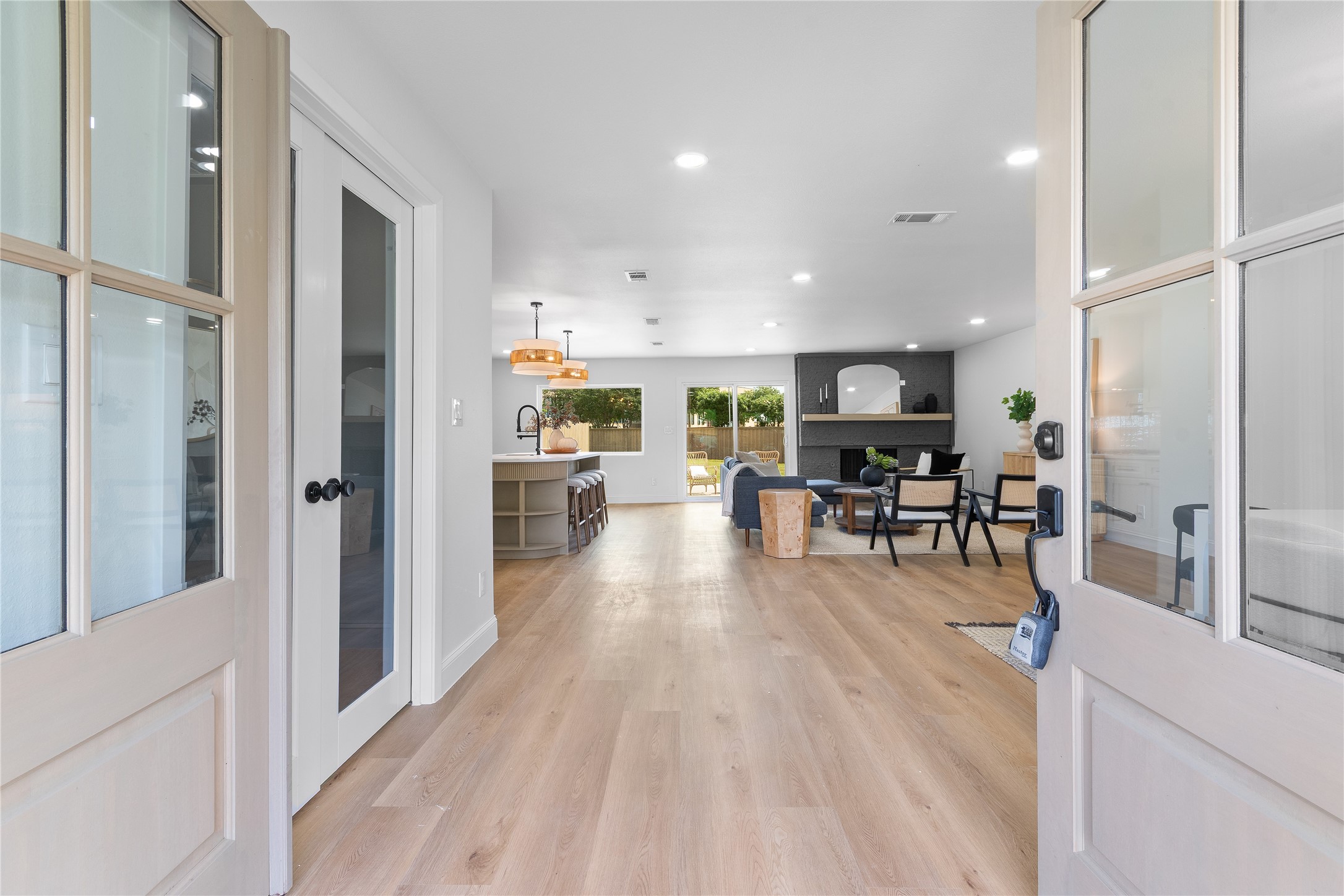 7881 La Cabeza Drive Dallas TX 75248