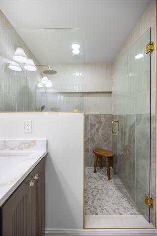 7881 La Cabeza Drive Dallas TX 75248
