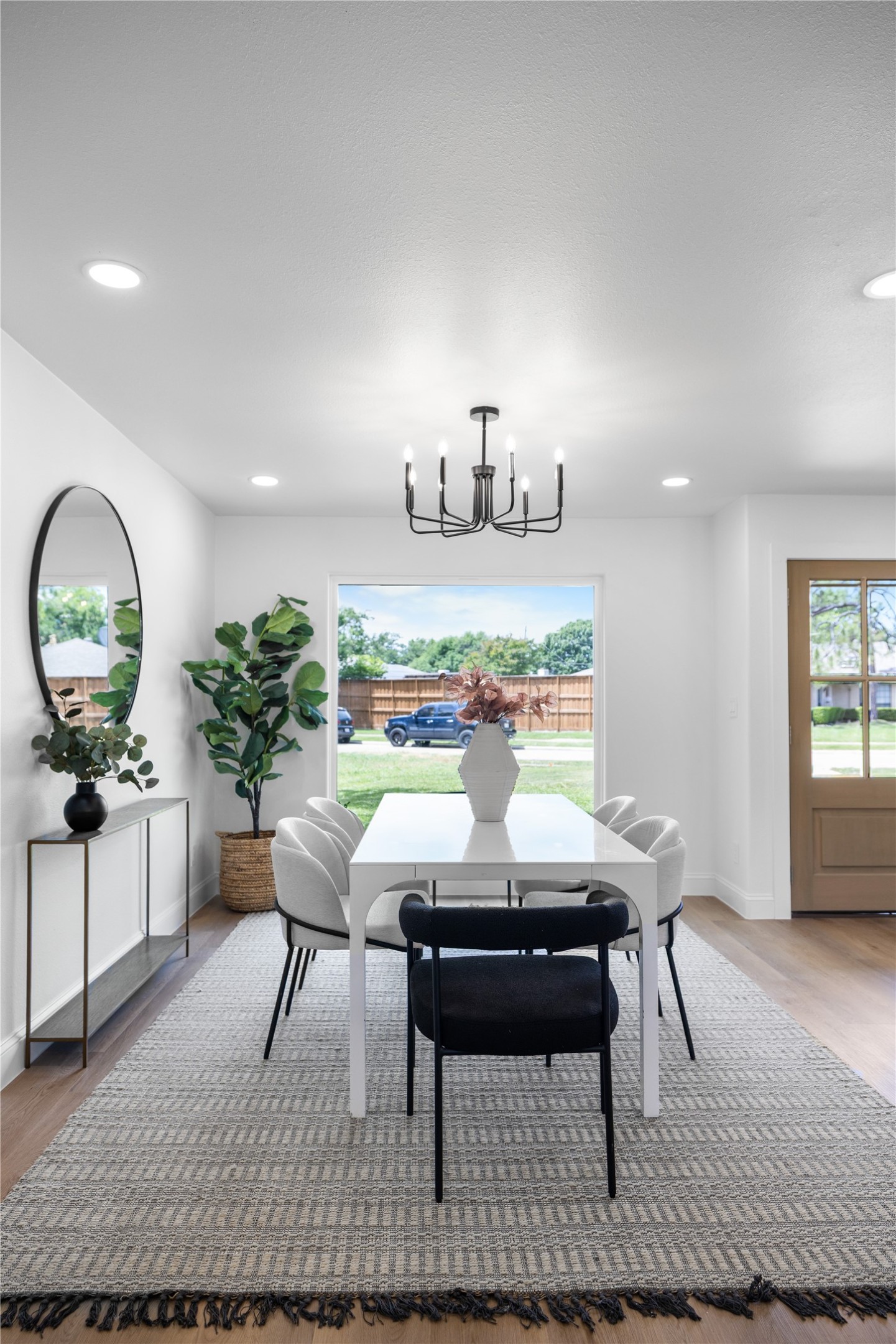 7881 La Cabeza Drive Dallas TX 75248