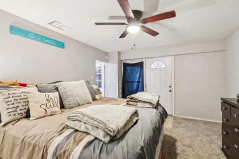 426 W Lake Street Krum TX 76249