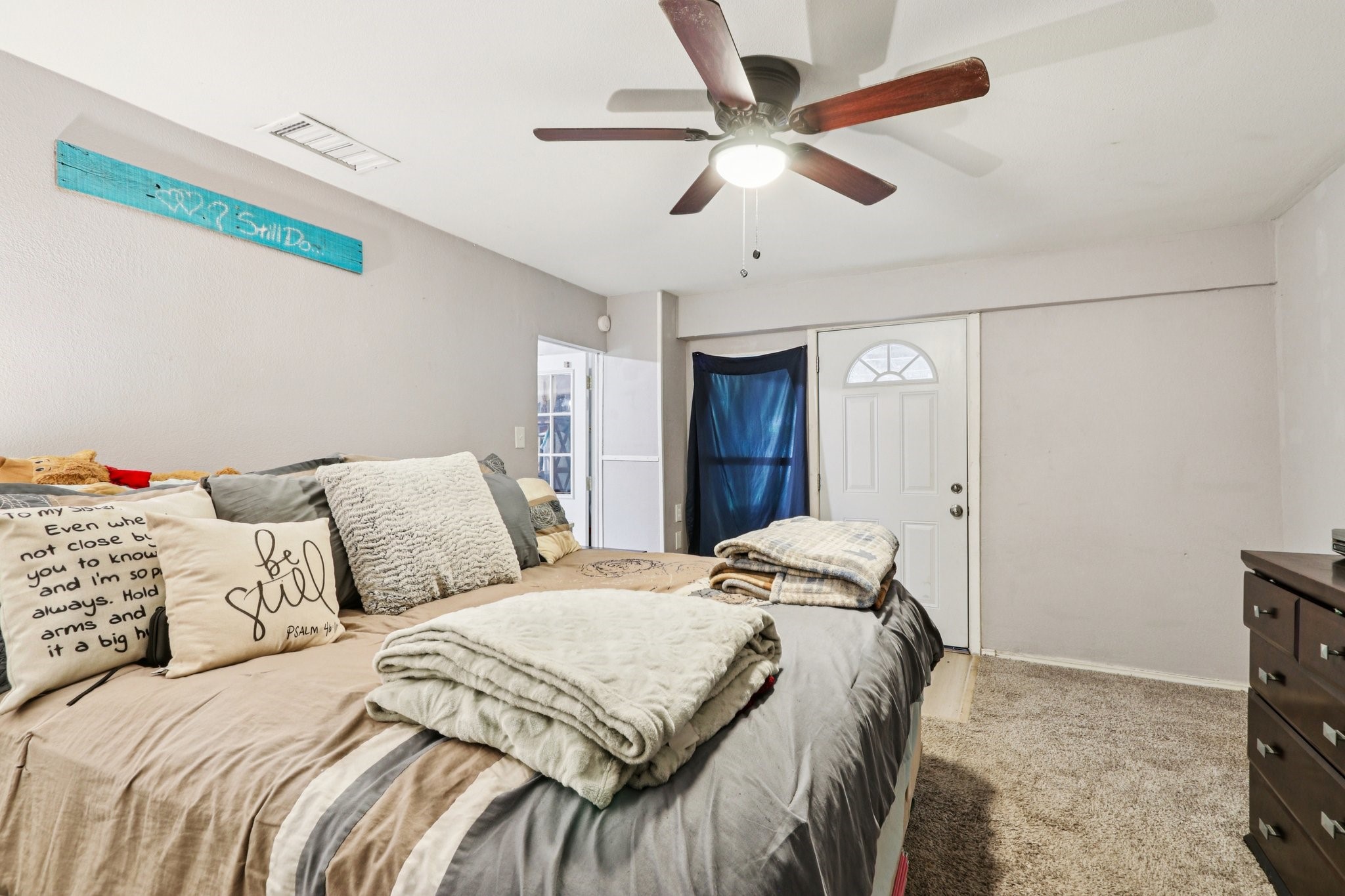 426 W Lake Street Krum TX 76249