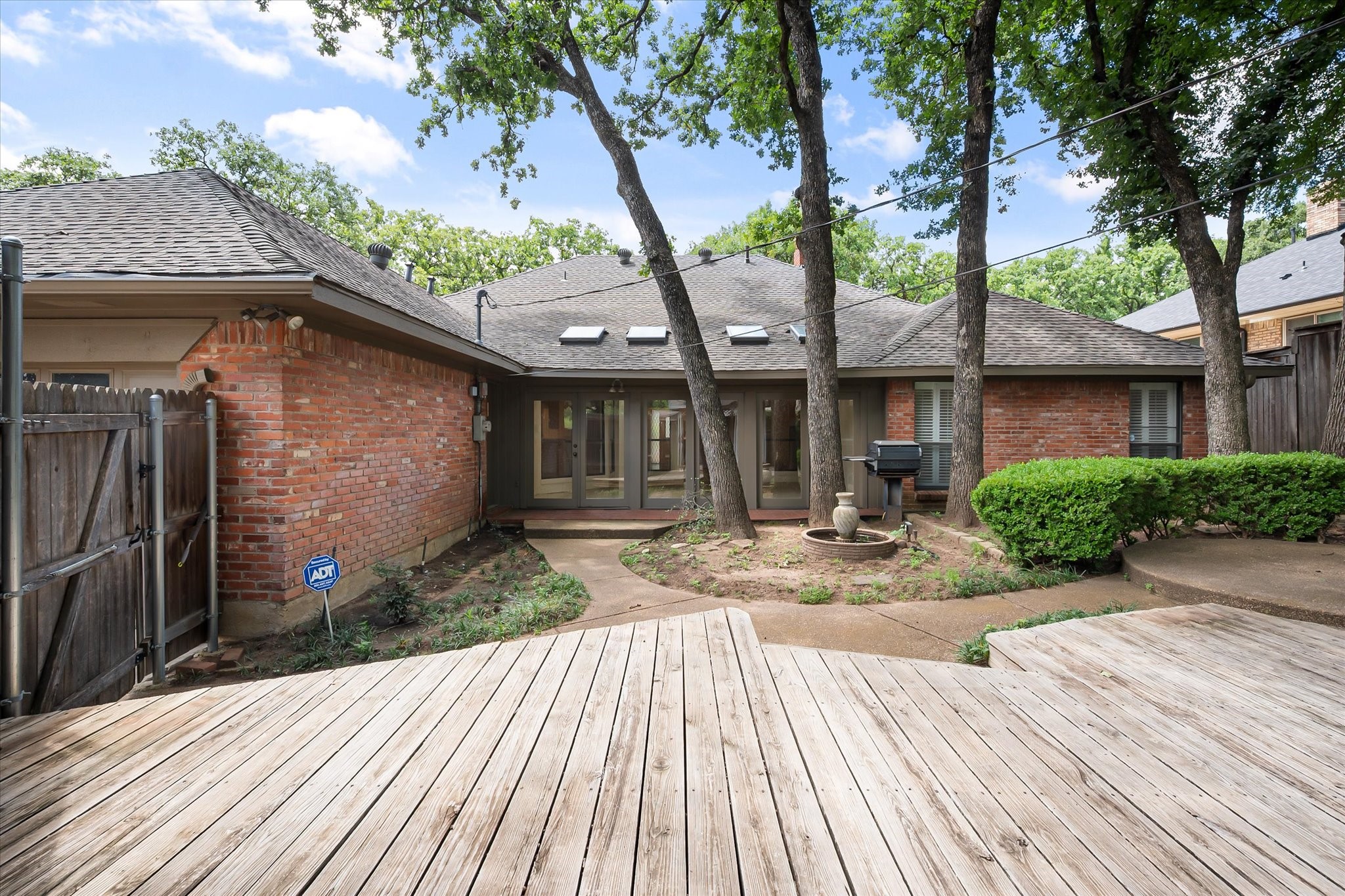 4003 Manorwood Court Arlington TX 76016