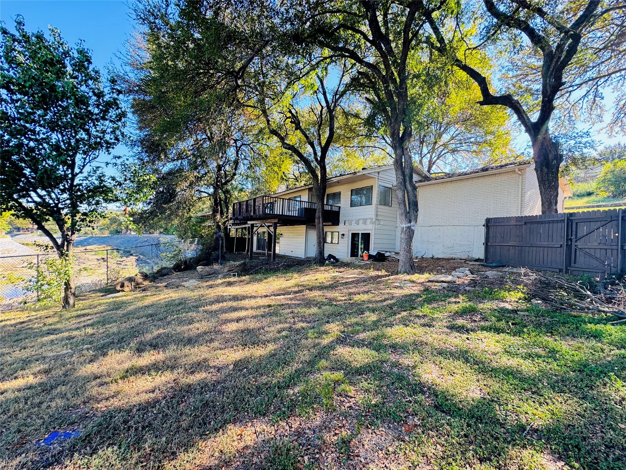 2118 Rock Creek Drive Grand Prairie TX 75050
