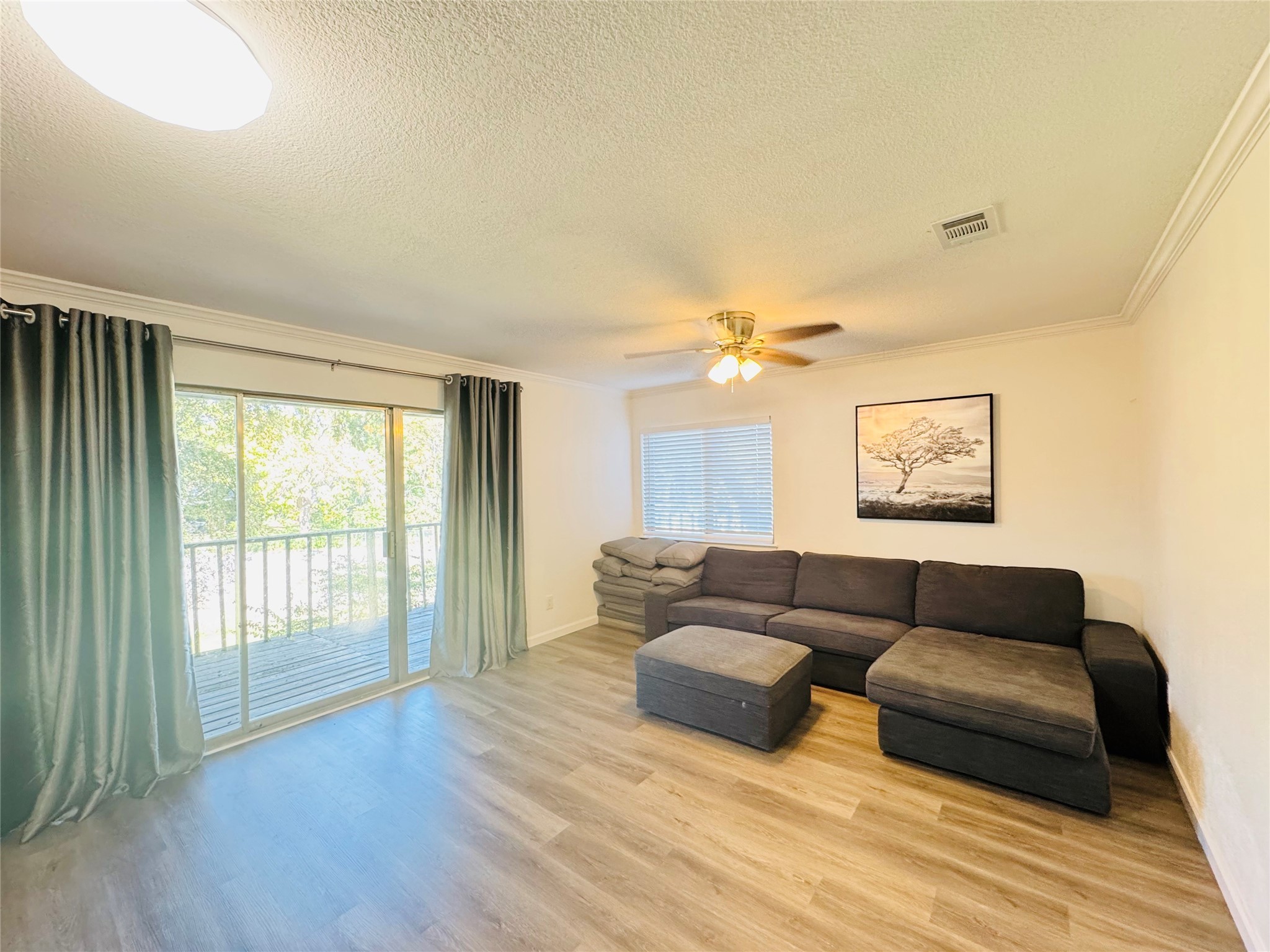 2118 Rock Creek Drive Grand Prairie TX 75050