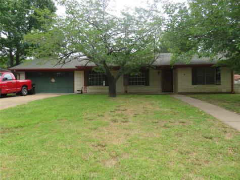 3611 Oakwood Street Denison TX 75020