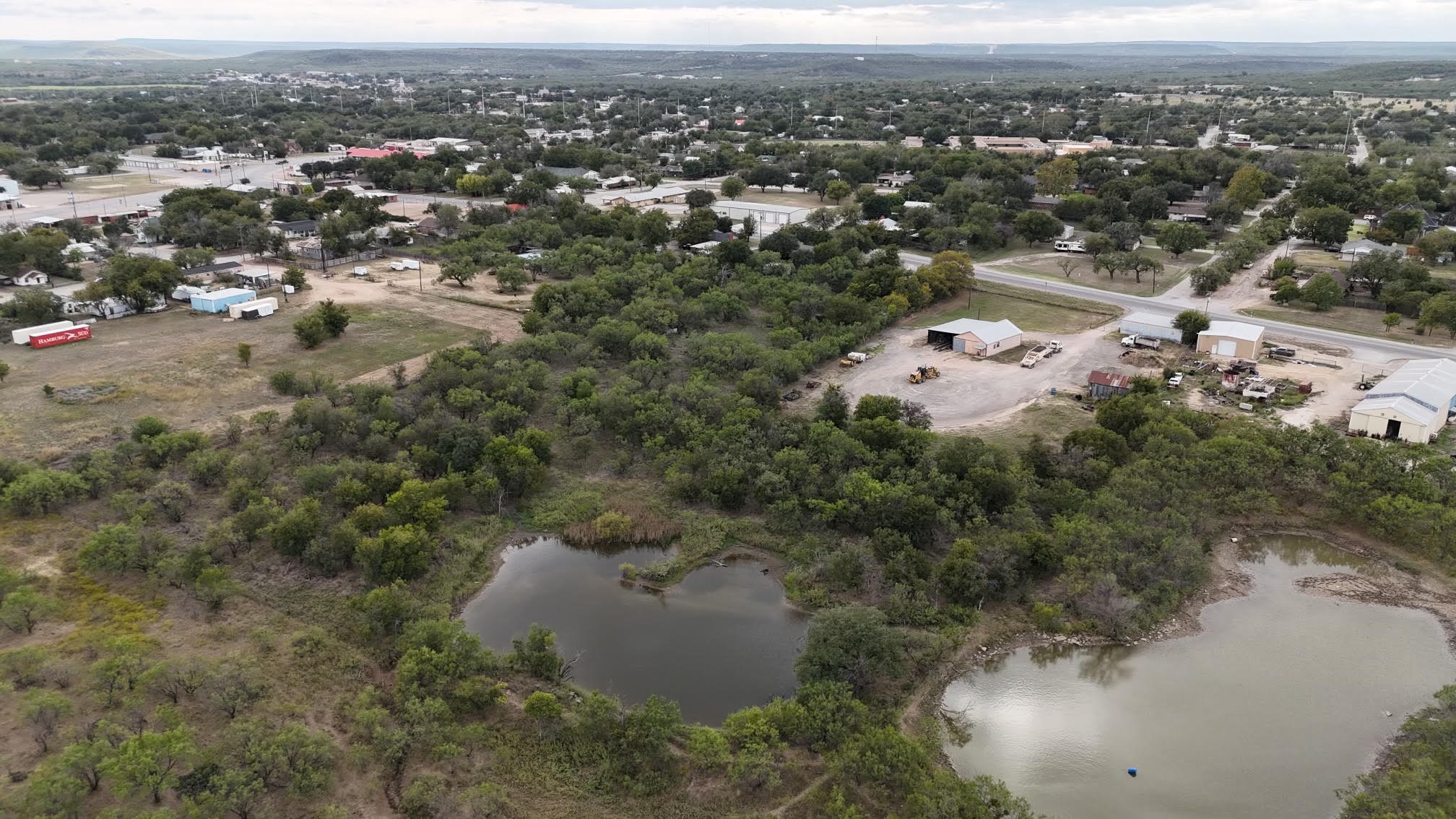 901 N Gregg Albany TX 76430