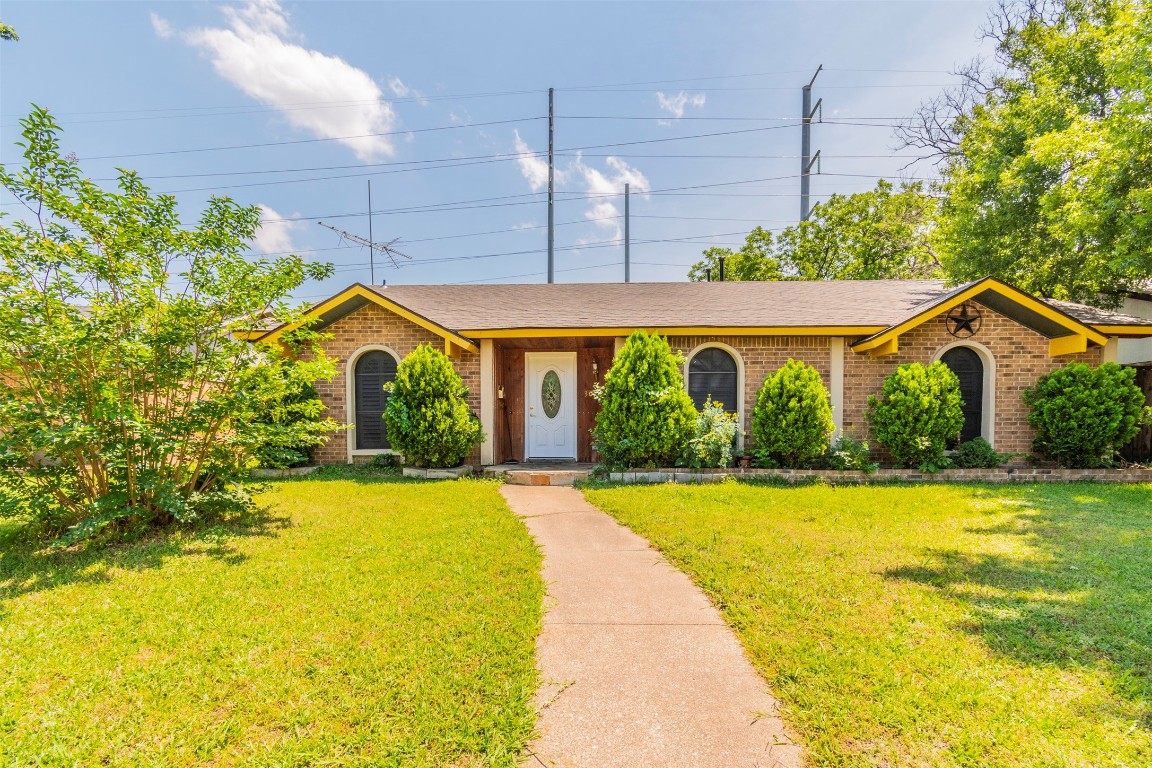 3022 High Plateau Drive Garland TX 75044