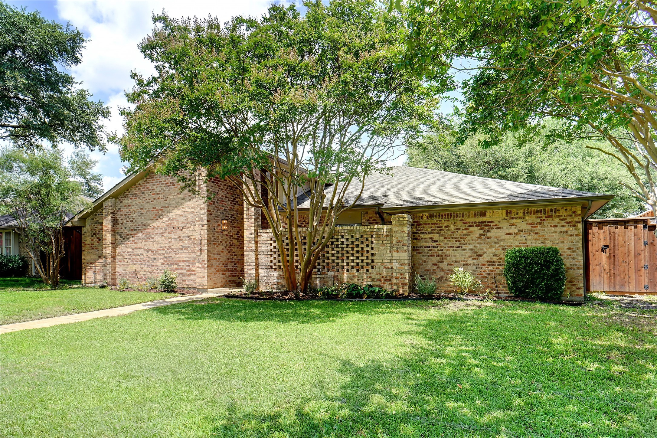 1318 Huntington Drive Richardson TX 75080