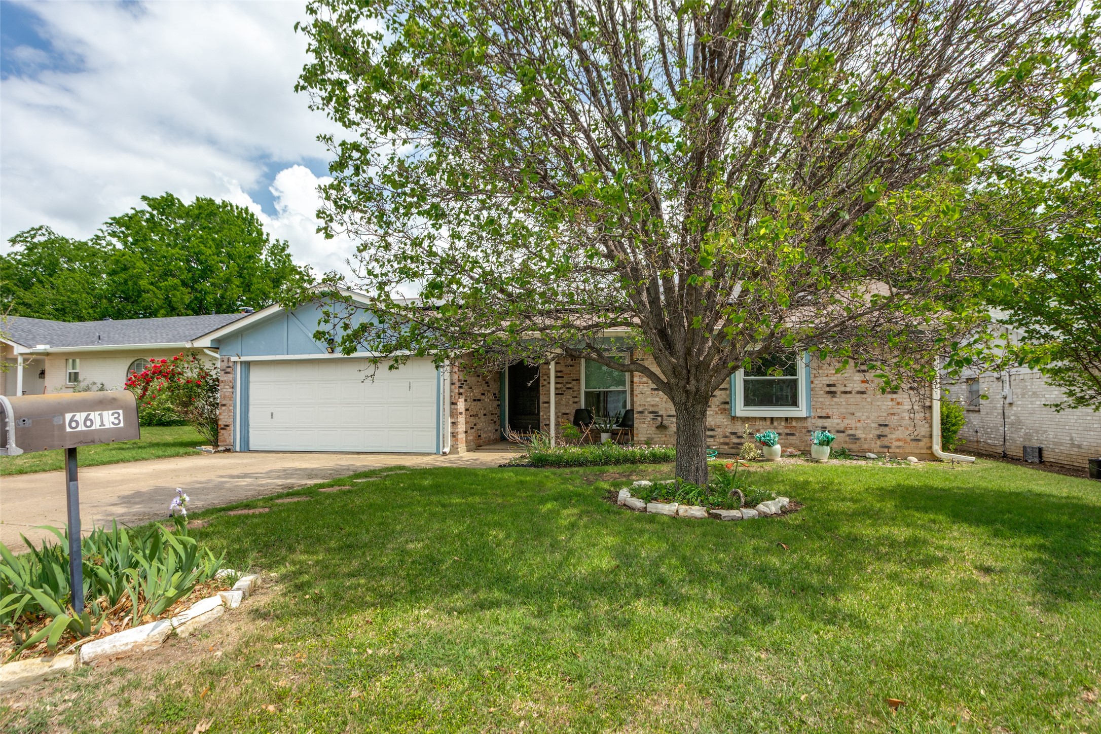 6613 El Greco Avenue Fort Worth TX 76133