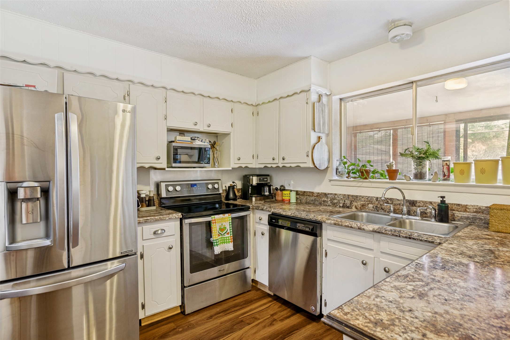 6613 El Greco Avenue Fort Worth TX 76133