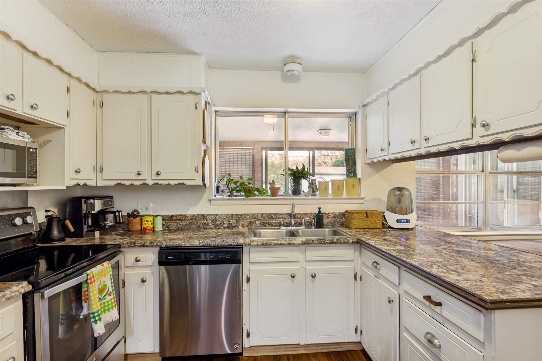 6613 El Greco Avenue Fort Worth TX 76133