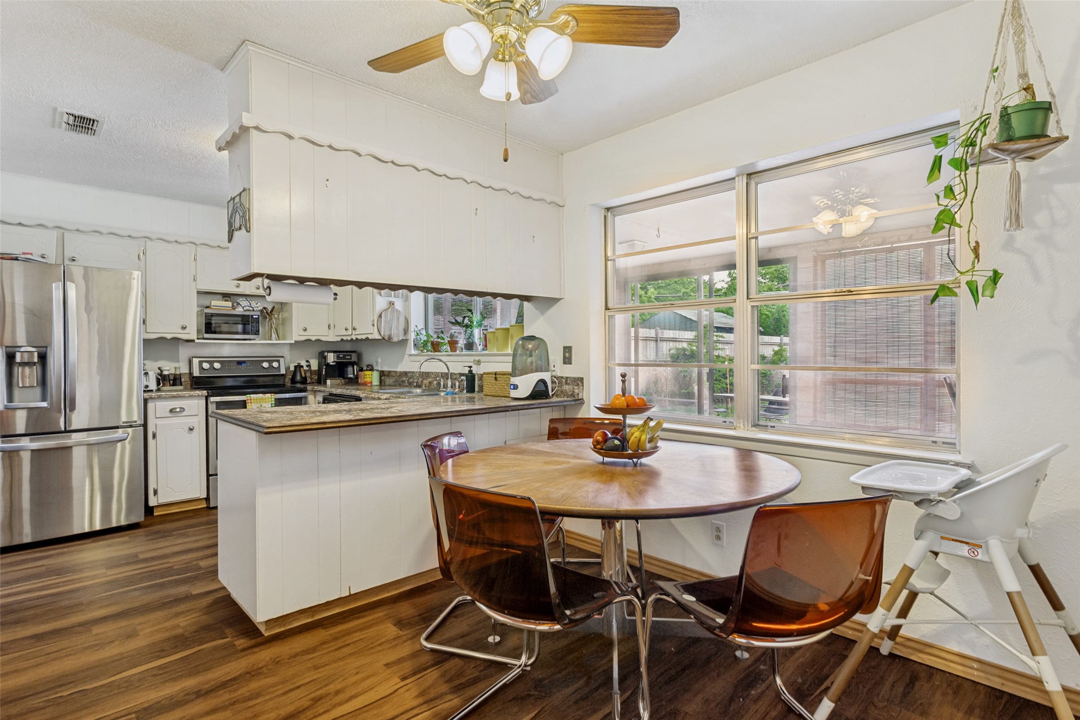 6613 El Greco Avenue Fort Worth TX 76133