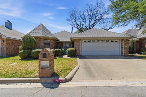 1702 Sully Court Stephenville TX 76401
