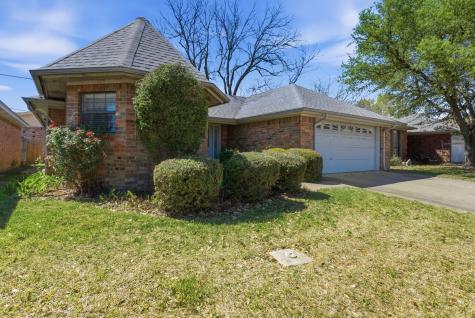1702 Sully Court Stephenville TX 76401