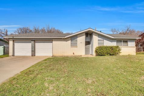 1208 Julie Street Weatherford TX 76086