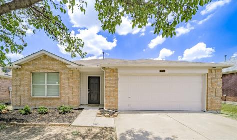 1704 White Feather Lane Fort Worth TX 76131