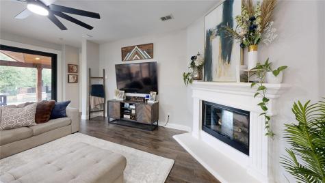1812 Lake Wood Trail Little Elm TX 75068