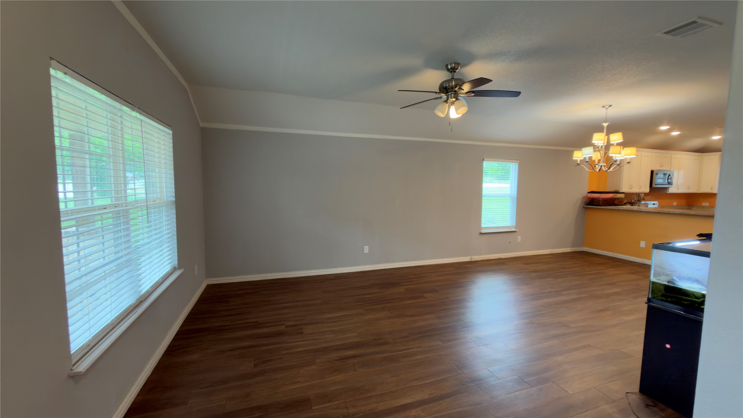 5532 Blackmore Avenue Fort Worth TX 76107