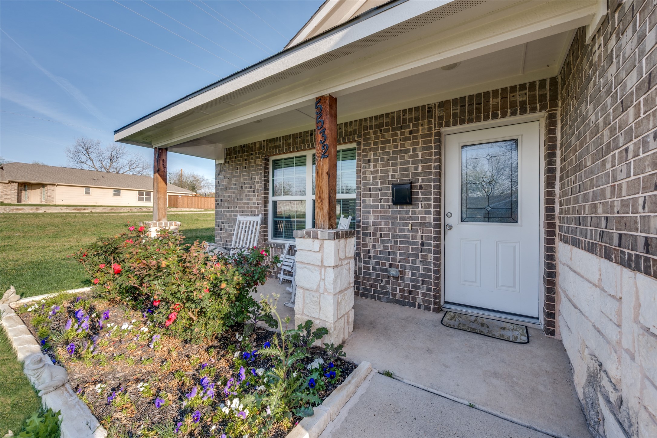 5532 Blackmore Avenue Fort Worth TX 76107