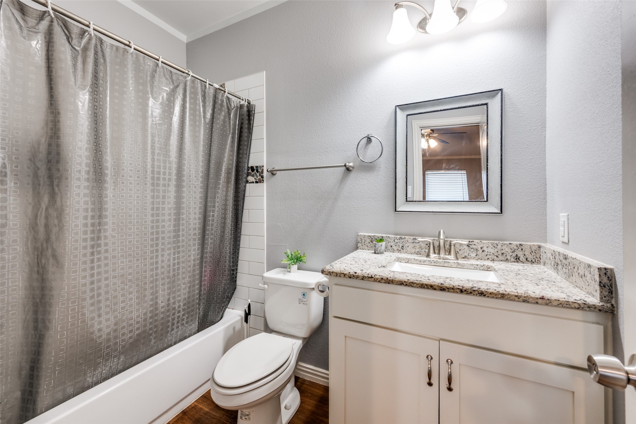 5532 Blackmore Avenue Fort Worth TX 76107