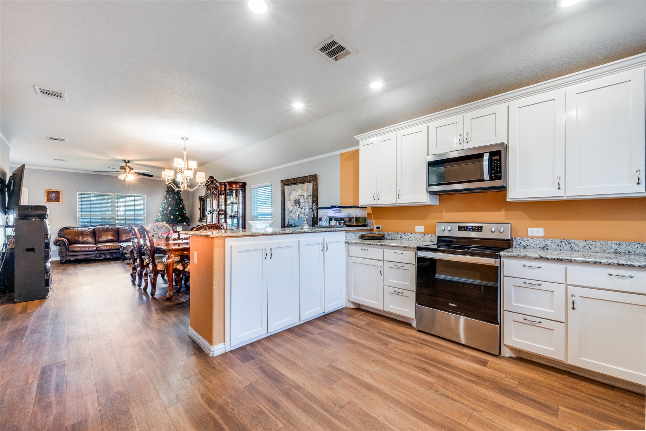 5532 Blackmore Avenue Fort Worth TX 76107