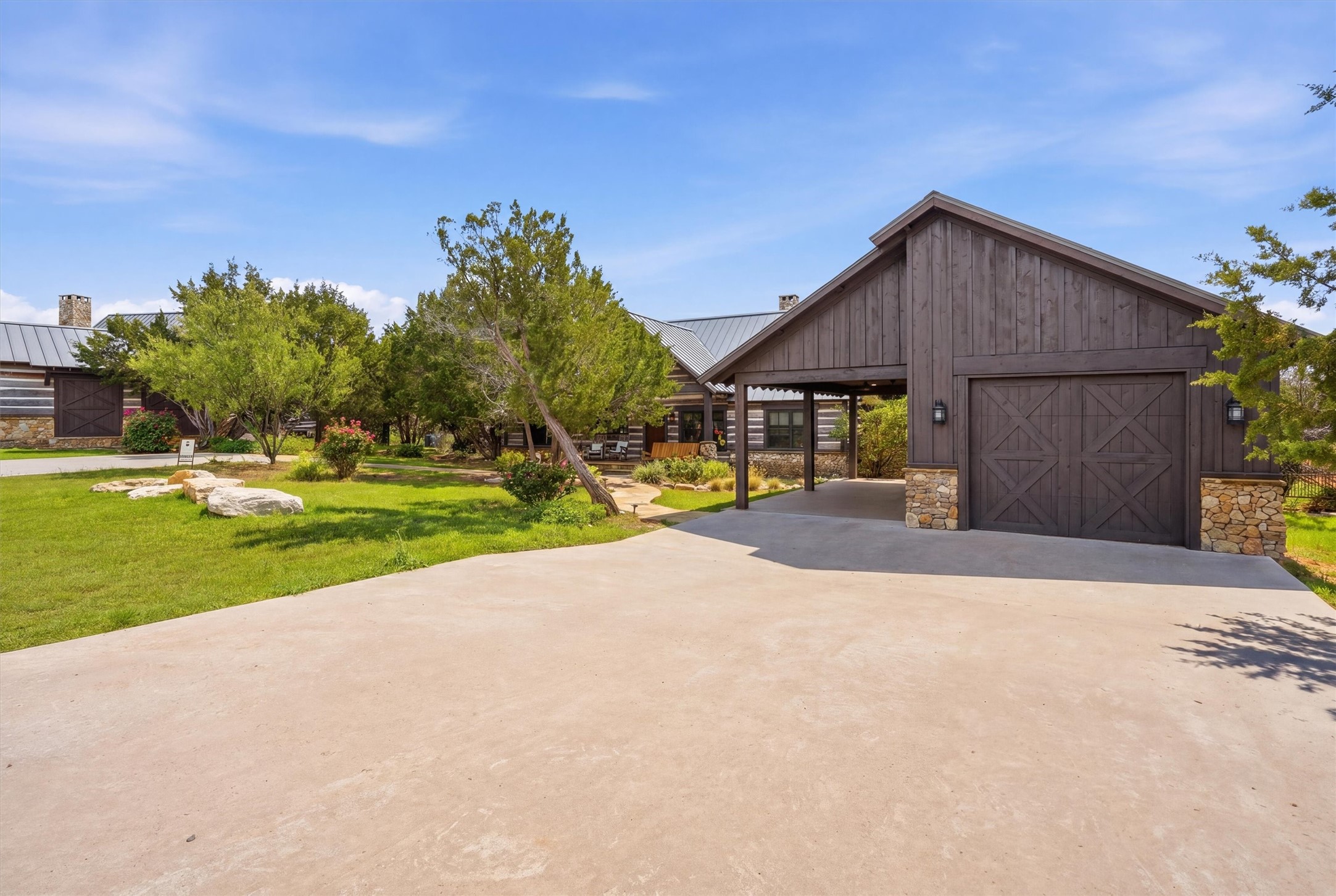 1170 Waterfall Way Graford TX 76449