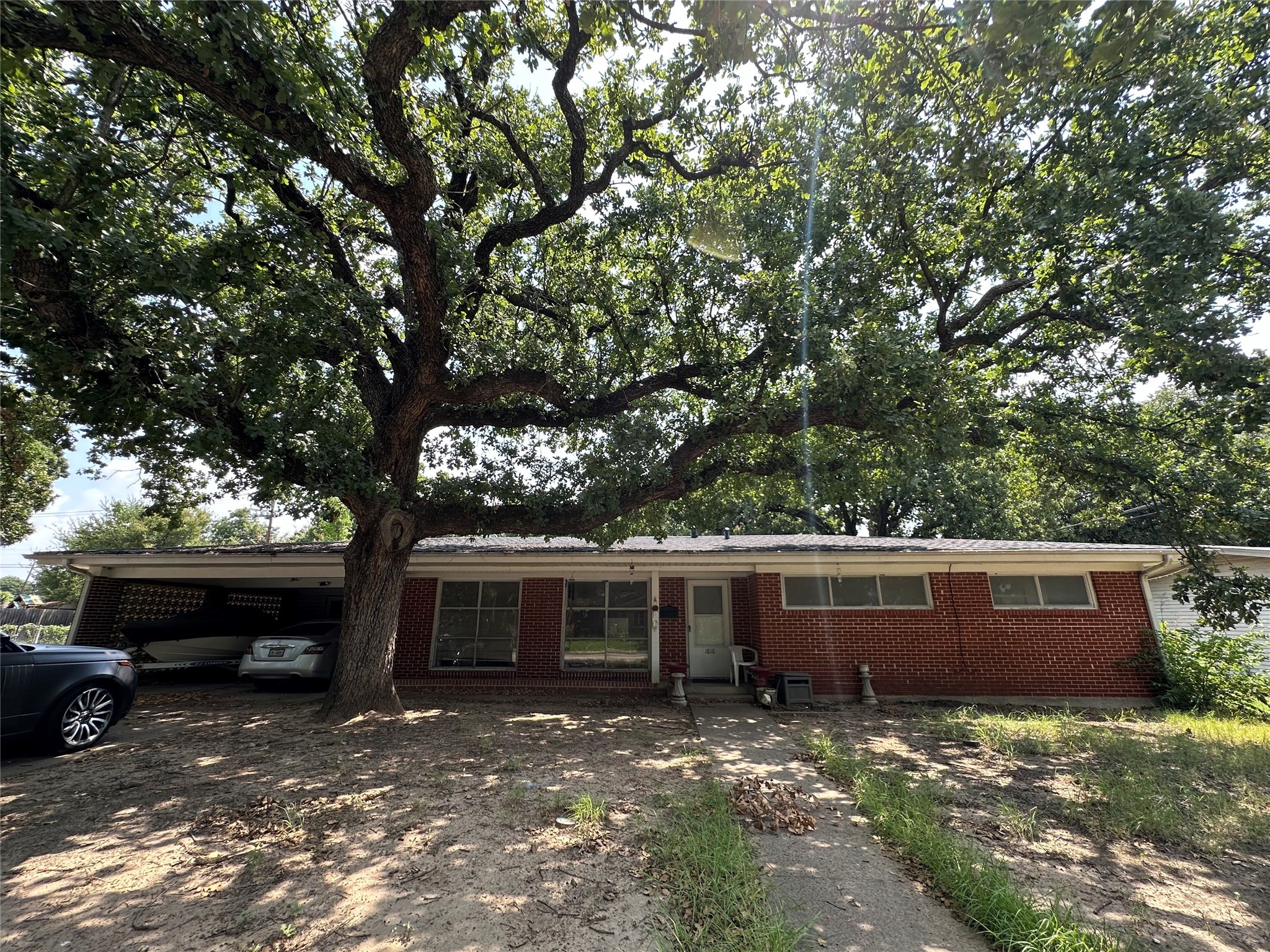1816 William Brewster Street Irving TX 75061