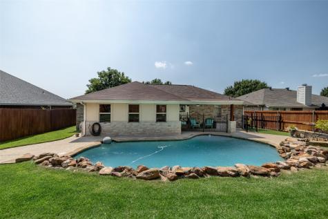 6353 Ripple Springs Drive Watauga TX 76148