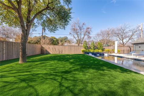 10915 Snow White Drive Dallas TX 75229