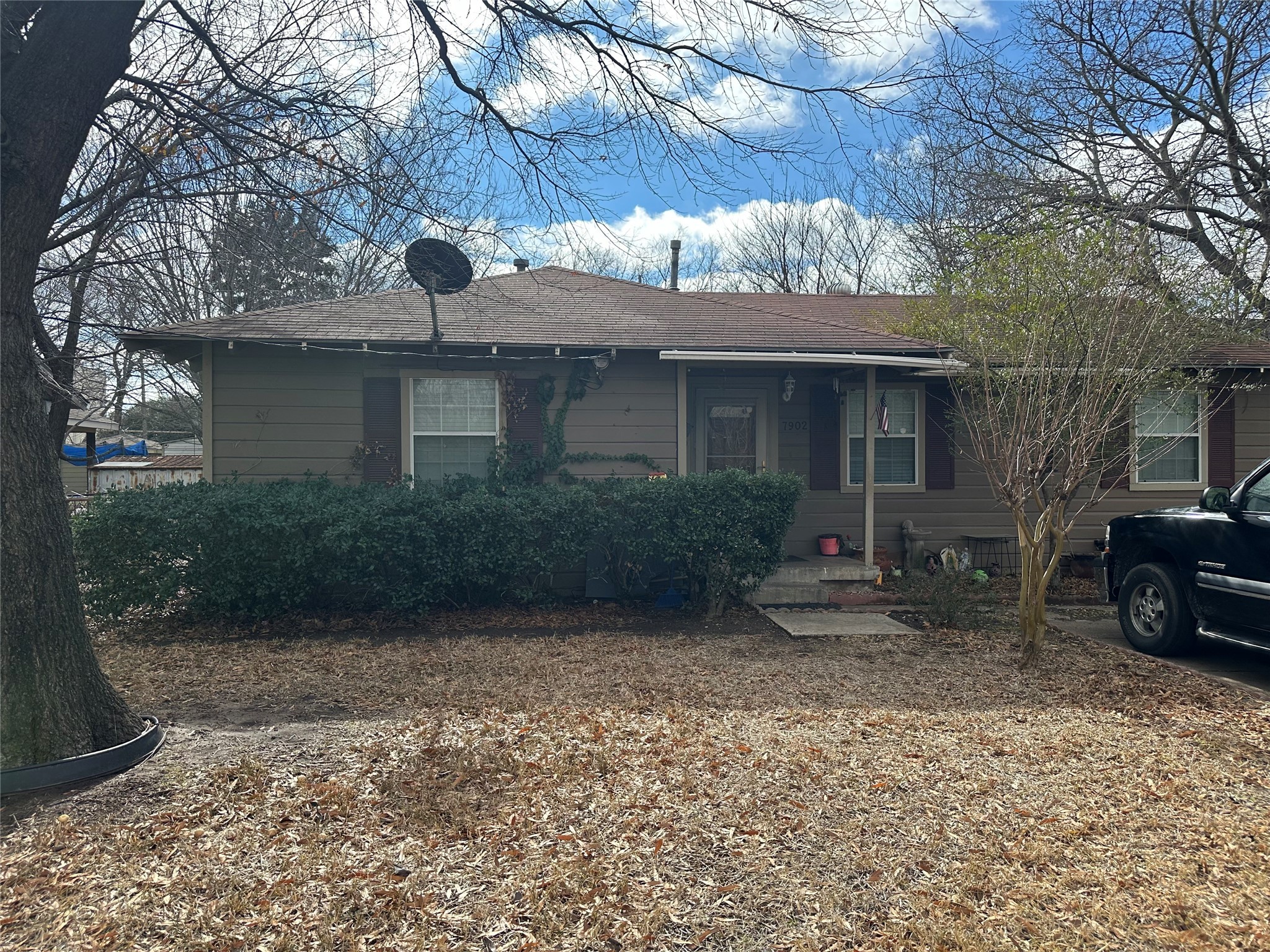 7902 Rilla Avenue Dallas TX 75217