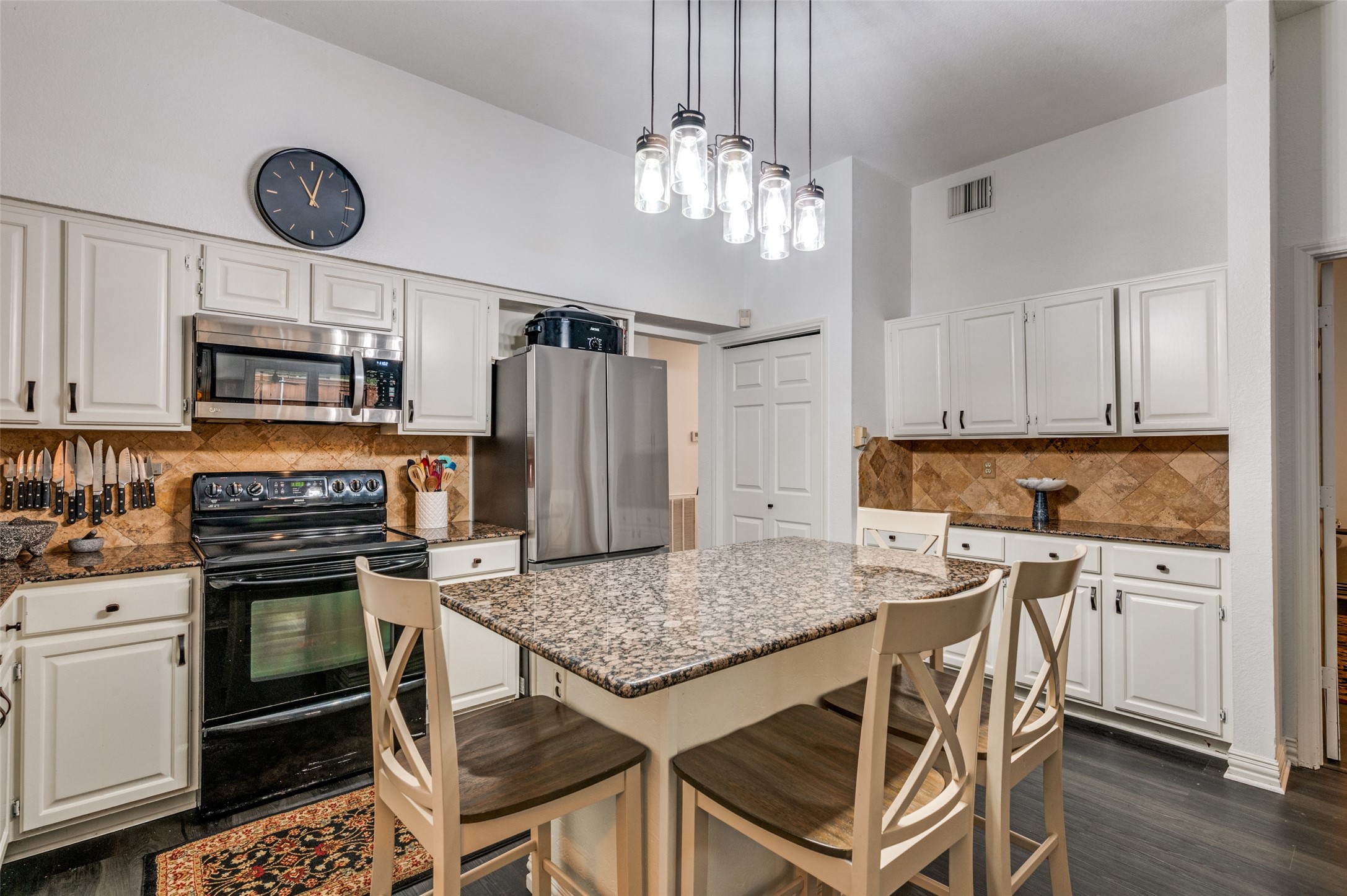 4125 Judith Way Haltom City TX 76137