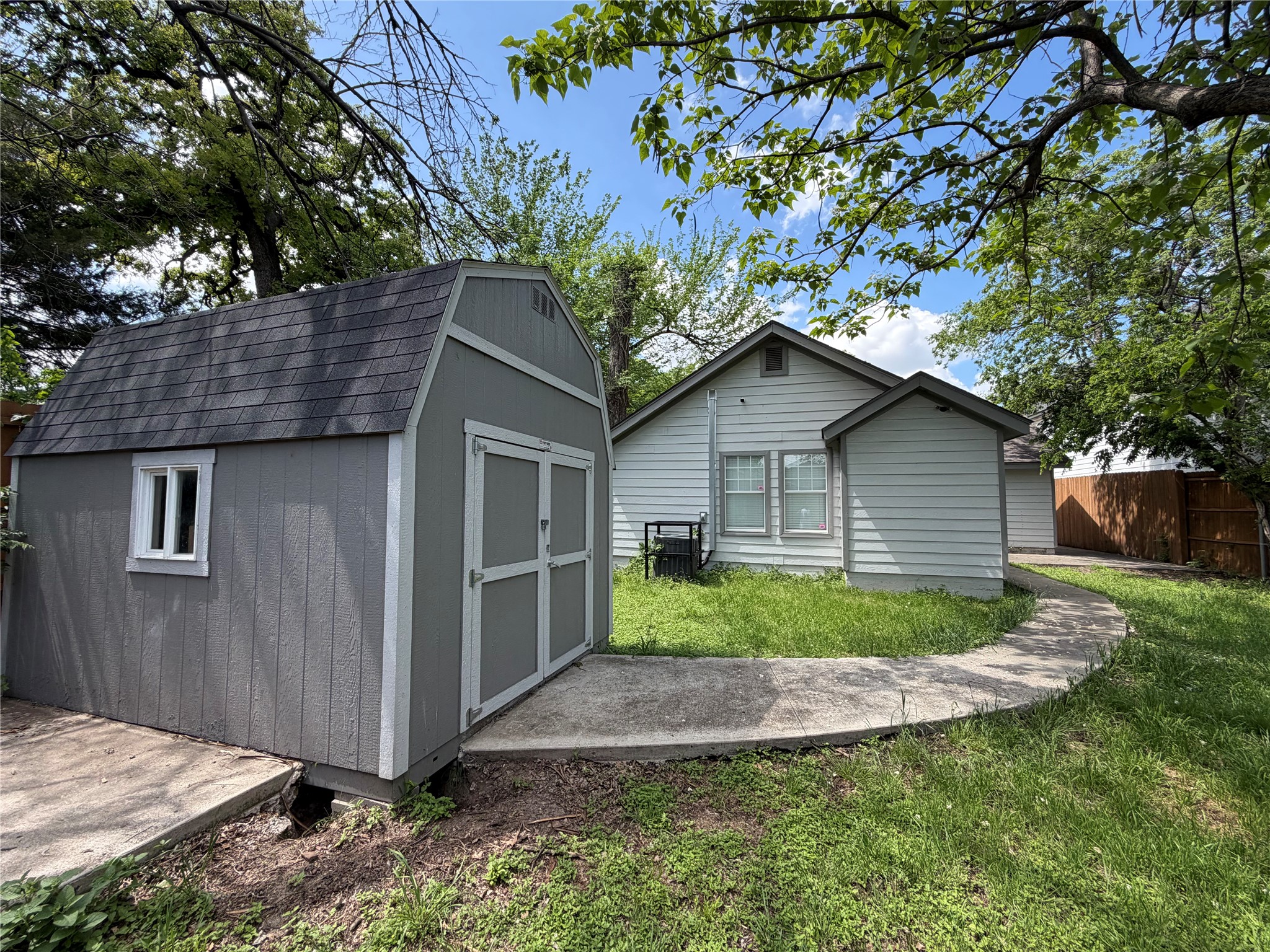 2604 Birmingham Avenue Dallas TX 75215