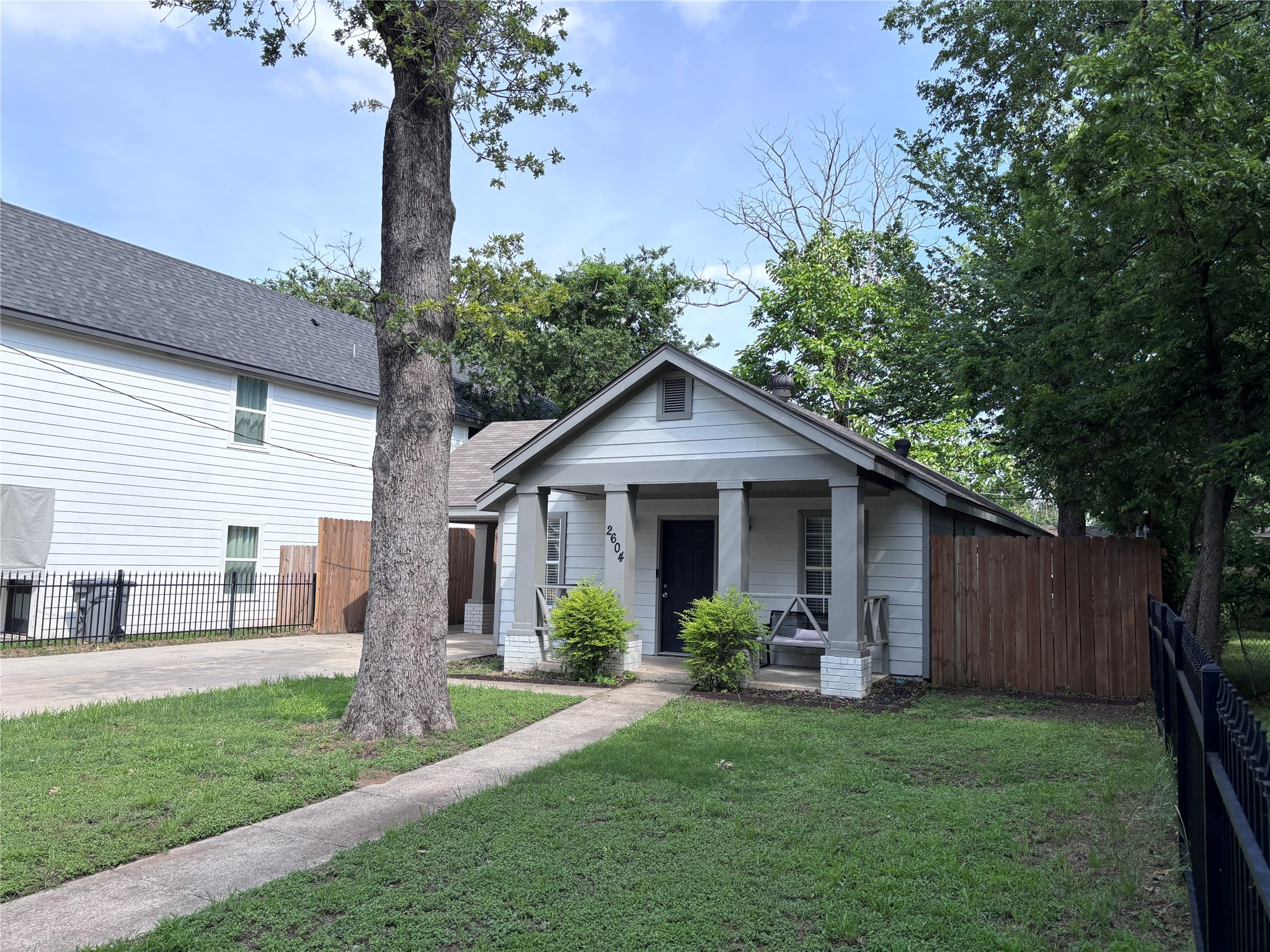 2604 Birmingham Avenue Dallas TX 75215