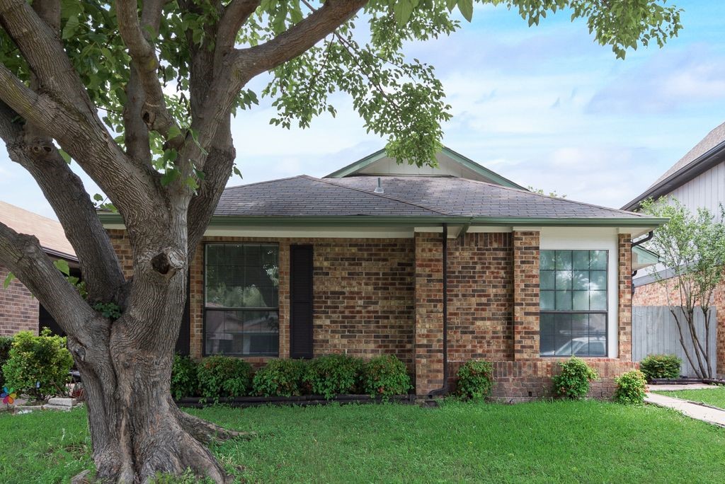 1309 Hackamore Street Mesquite TX 75149