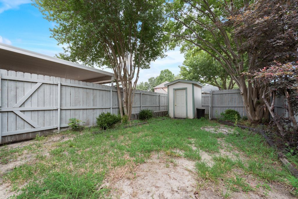 1309 Hackamore Street Mesquite TX 75149