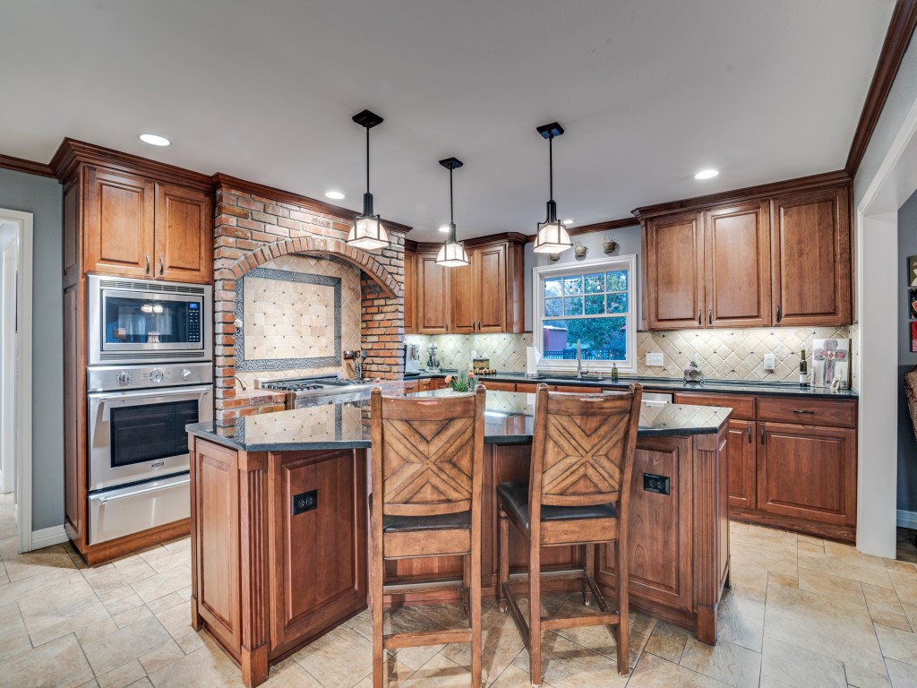 343 E Tripp Road Sunnyvale TX 75182