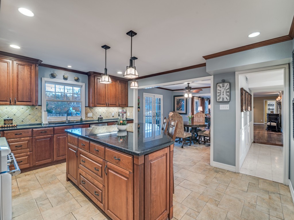 343 E Tripp Road Sunnyvale TX 75182