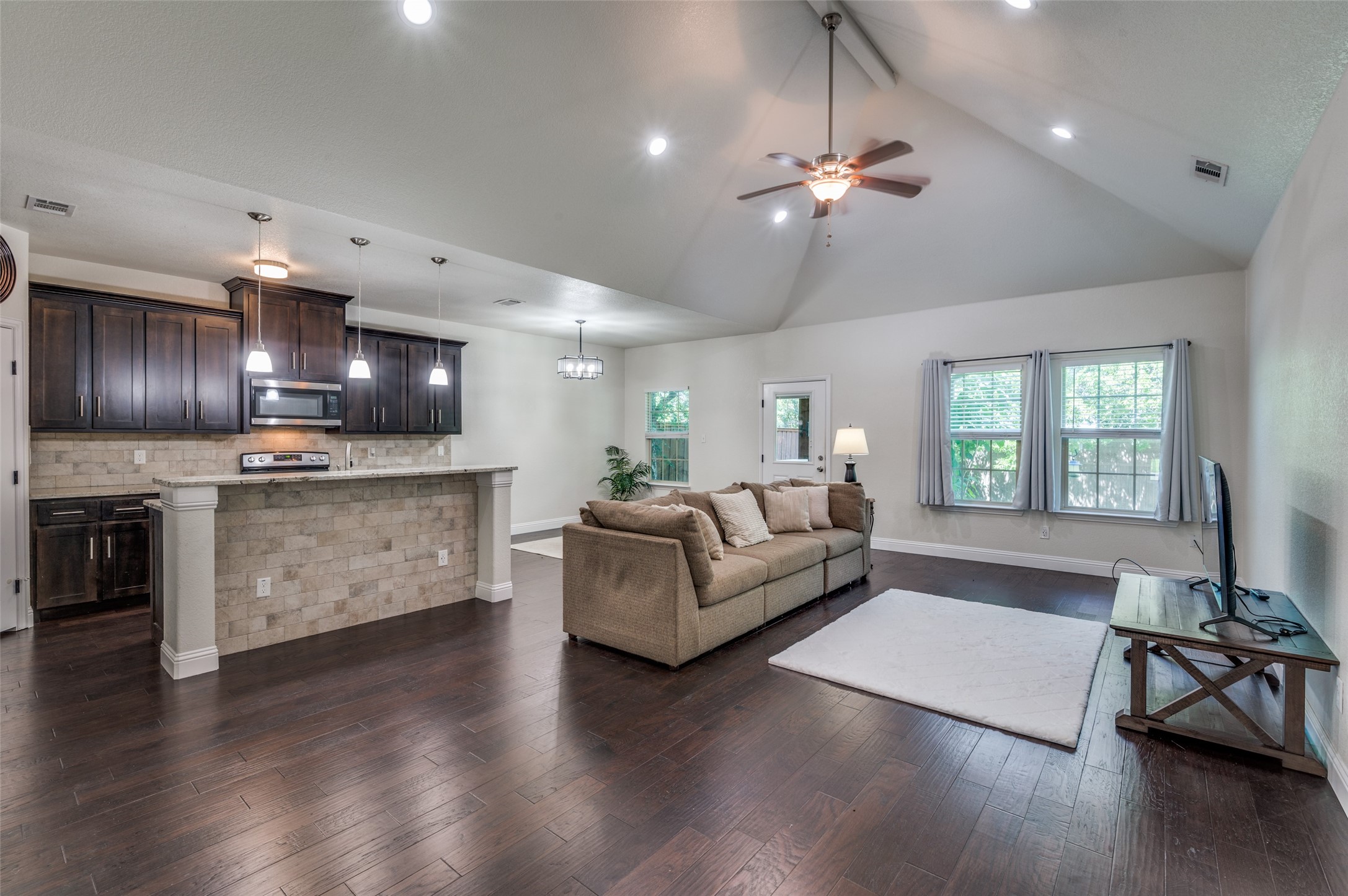 3032 James Avenue Fort Worth TX 76110