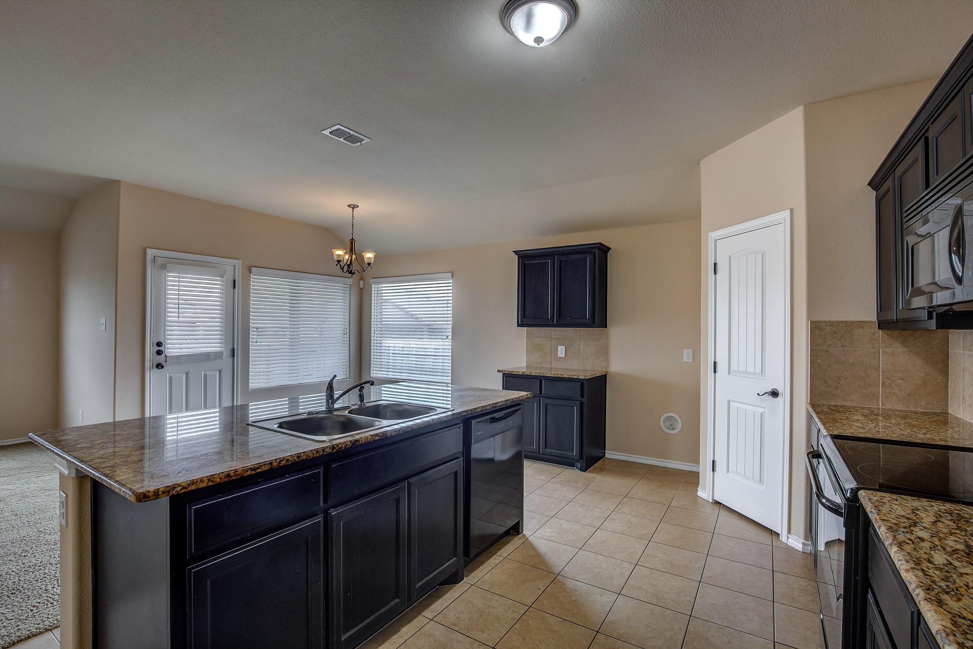 6300 Leaping Fawn Drive Fort Worth TX 76179
