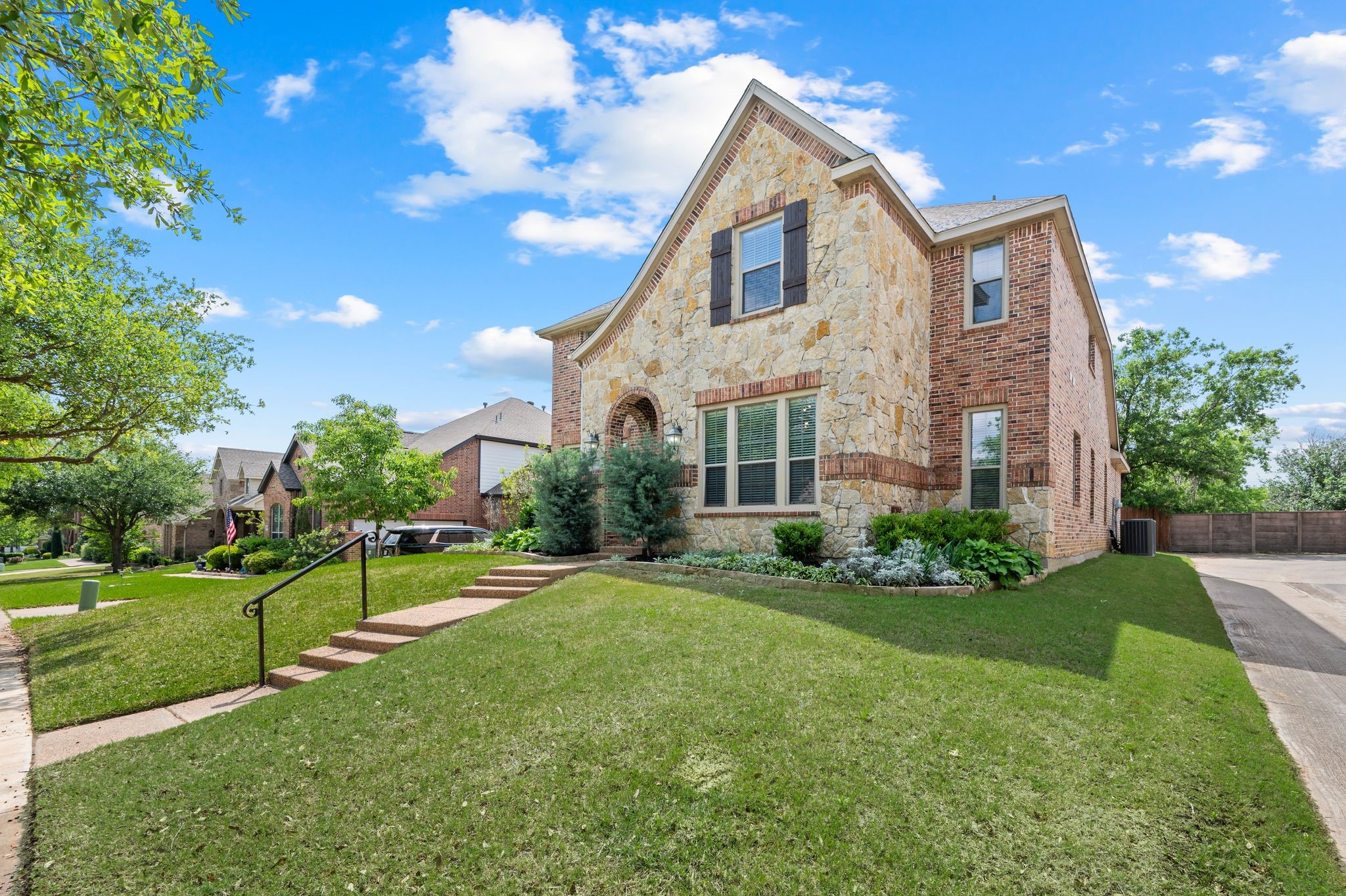 8000 Red River Run North Richland Hills TX 76180