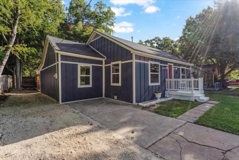 519 E 9th Street Bonham TX 75418