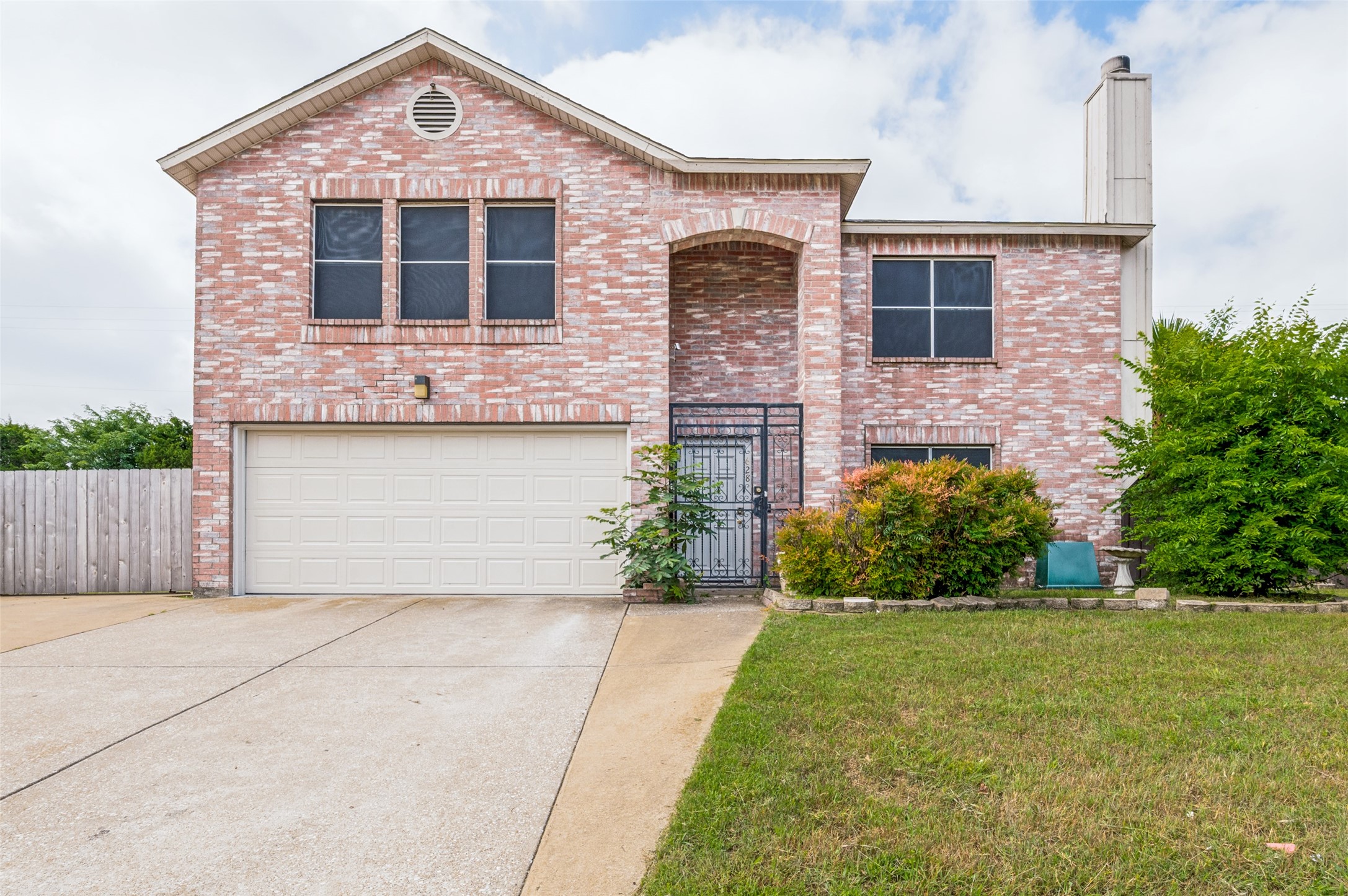 628 King Street Cedar Hill TX 75104