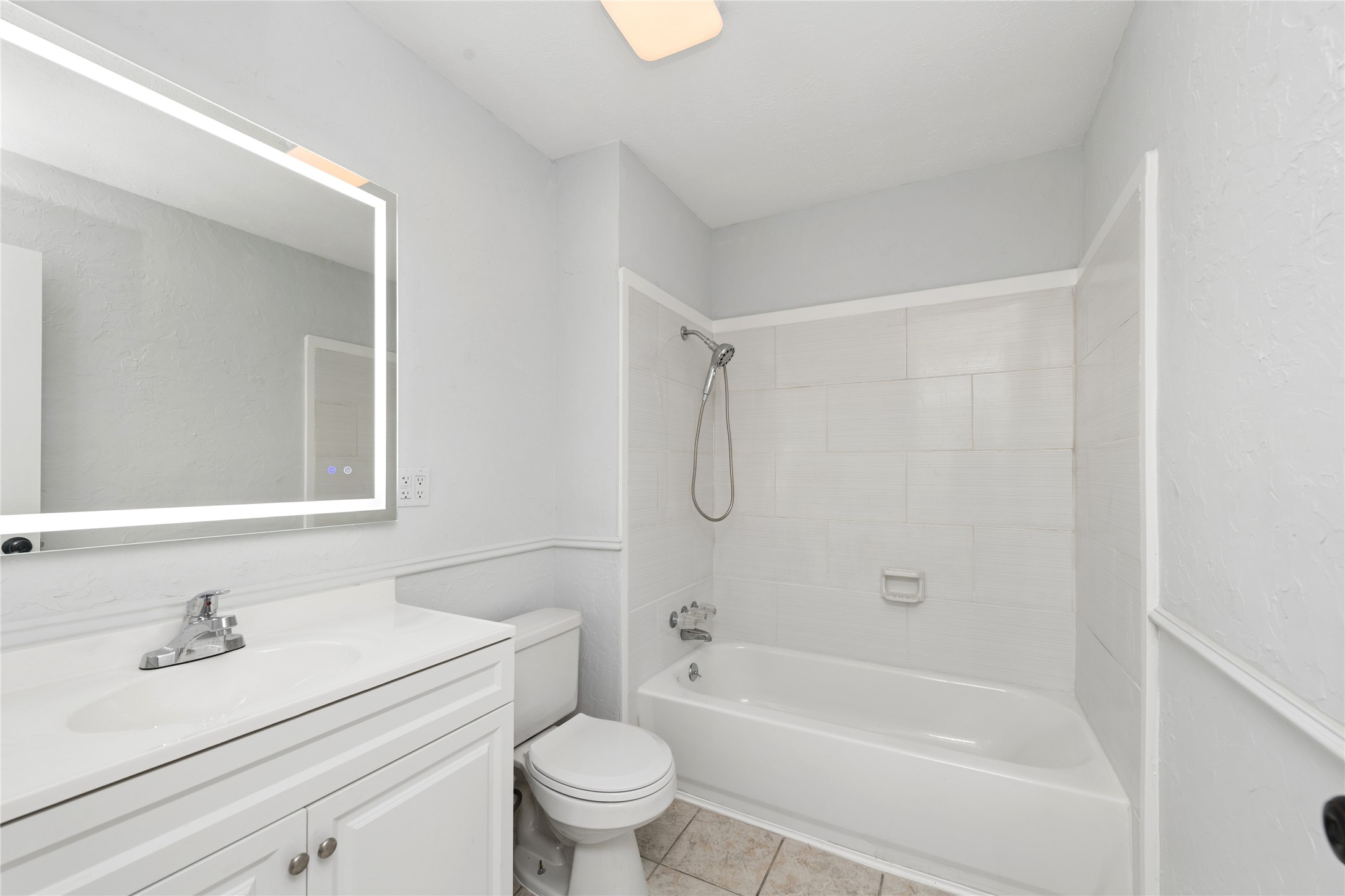 2119 Meadfoot Road Carrollton TX 75007
