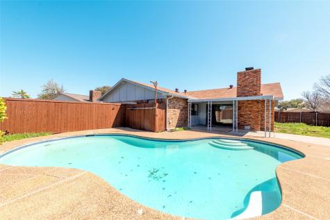 2119 Meadfoot Road Carrollton TX 75007